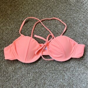 NWOT Coral Bikini Top